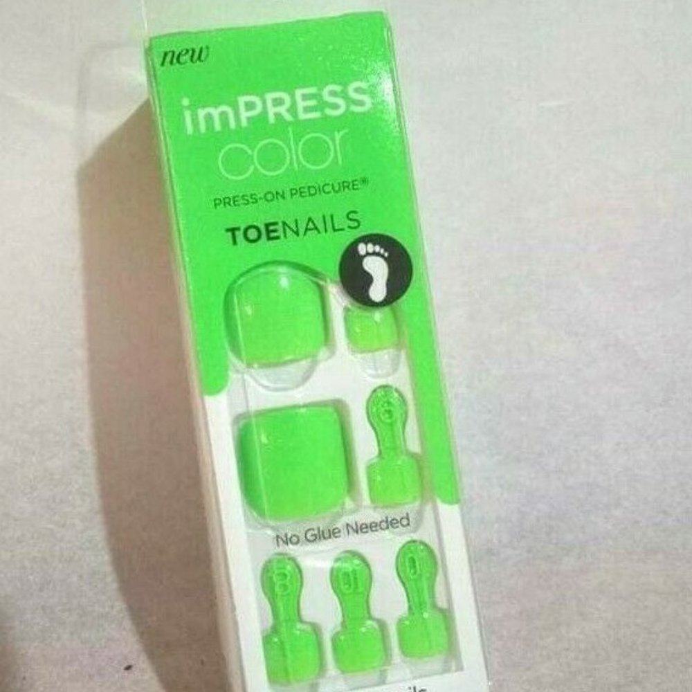 Kiss Impress Press-On Neon Green Toe Nails Pedicure 24 Toenails NEW